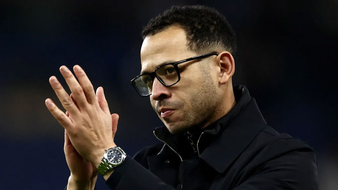 HLV Rosenior hy vọng Palmer sẽ kịp ra sân ở trận gặp Palace