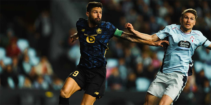 Olivier Giroud vừa ghi bàn cho Lille để sánh ngang với huyền thoại Michel Platini