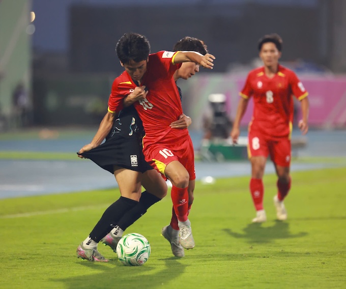 Các cầu thủ U23 Việt Nam đã nỗ lực đến tận phút cuối cùng. Ảnh: Trí Công 