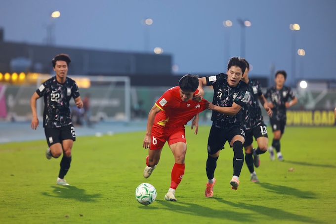Chơi hơn người, nhưng U23 Hàn Quốc đã mất chiếc HCĐ về tay Việt Nam. Ảnh: Trí Công 
