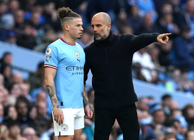Kalvin Phillips mất sự nghiệp dưới tay Pep