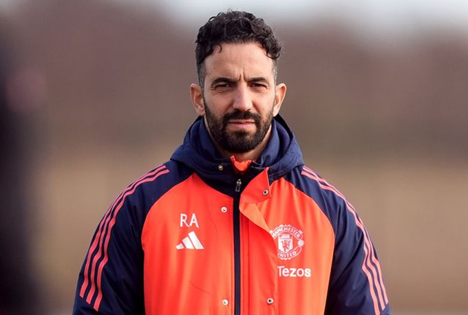 Ruben Amorim từng dẫn dắt MU