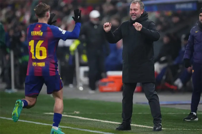 Fermin Lopez đang trở thành con át chủ bài của Hansi Flick ở khu trung tuyến