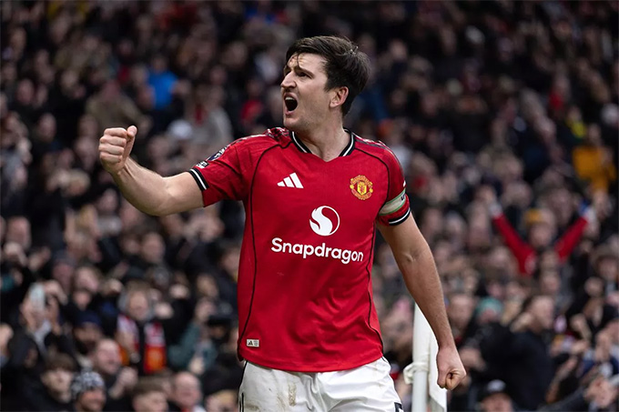 Harry Maguire là biểu tượng của một MU trước cơn bão