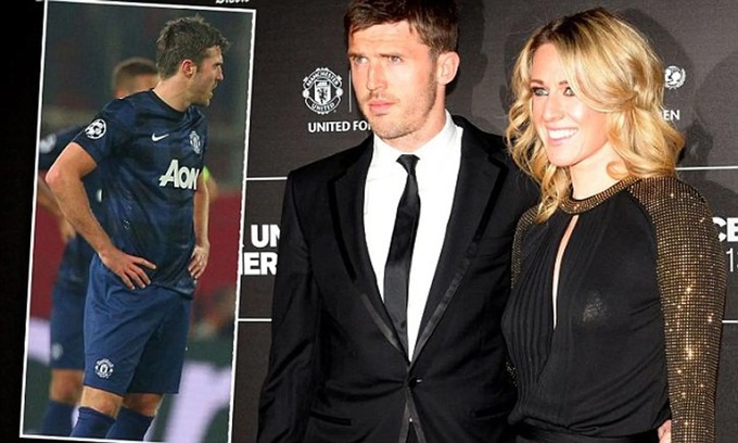 Roy Keane từng "tấn công" cả vợ của Carrick