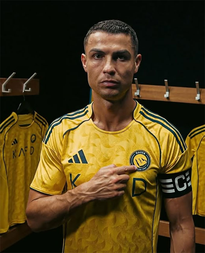 Ronaldo đã ghi 498 bàn sau tuổi 30