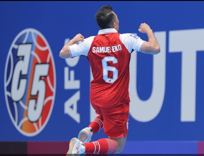 Chủ nhà Indonesia vào tứ kết