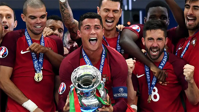 EURO 2016 là danh hiệu lớn duy nhất của CR7