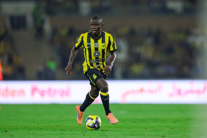 Kante sẽ phải ở lại Al Ittihad đến hết mùa
