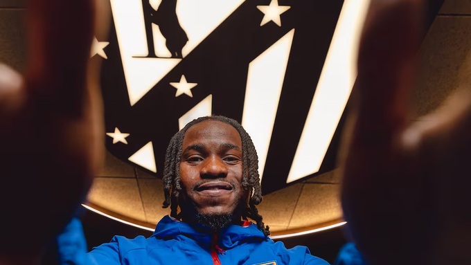 Atletico chỉ chuyển sang Lookman sau khi không chiêu mộ được Lee Kang-in.