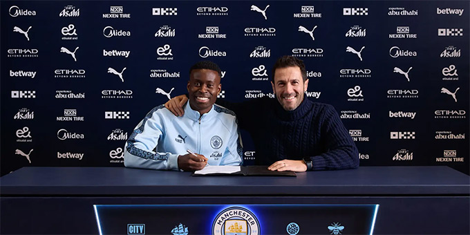 Viana đã mang về Guehi với mức phải rất rẻ