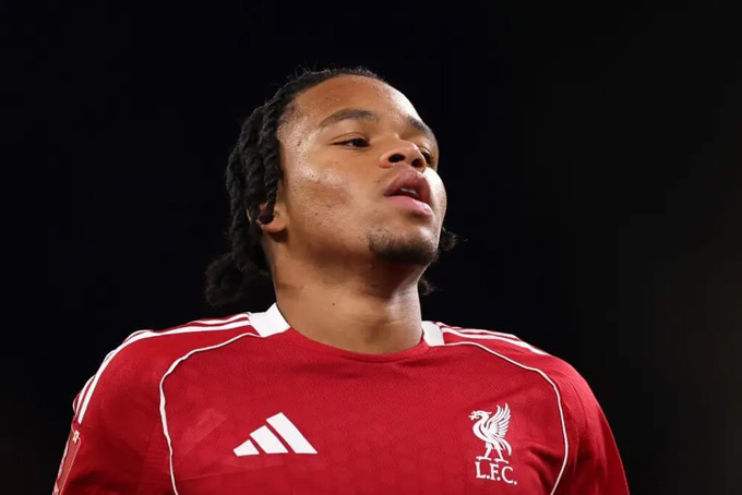 Liverpool phải trả phí đền bù cho Chelsea ở vụ Ngumoha