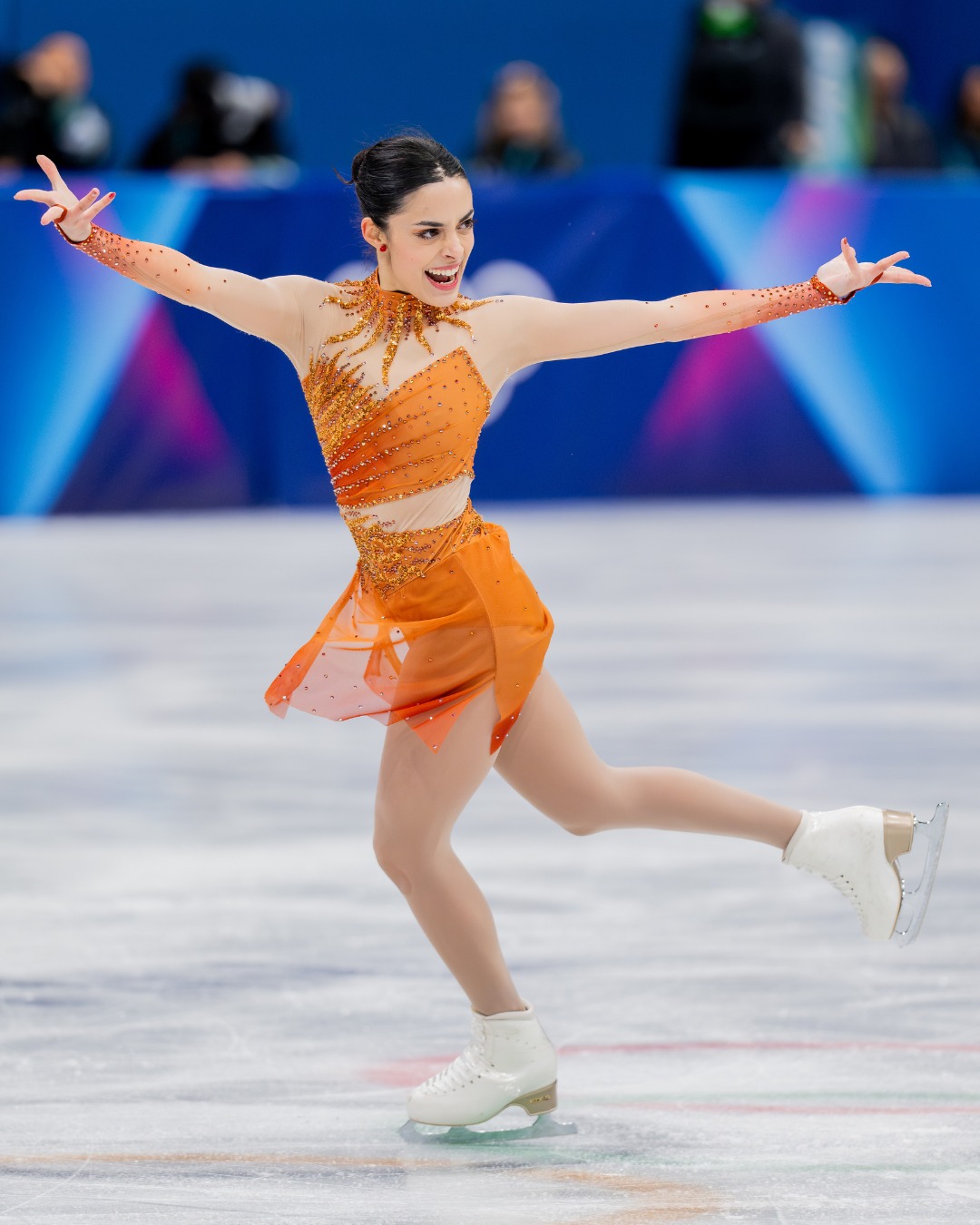 Madeline Schizas xinh đẹp, tài năng và học rất giỏi