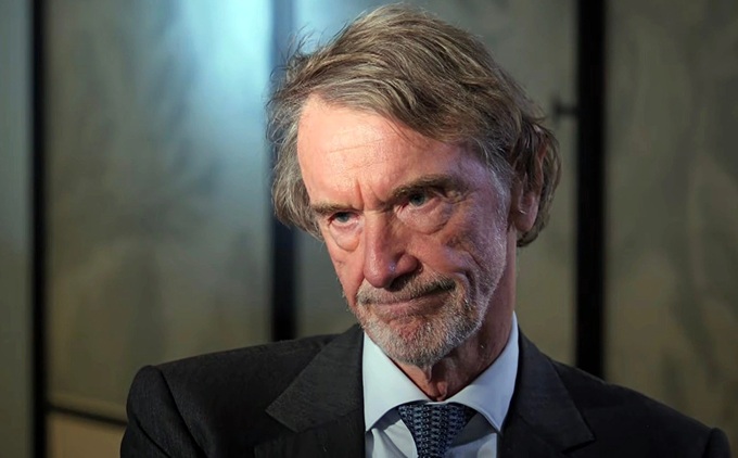 Jim Rarcliffe gây phẫn nộ với phát ngôn về người nhập cư