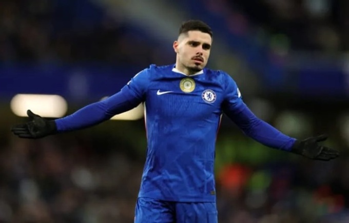 Trước trận đấu với Hull City, Pedro Neto đang phải chịu rất nhiều áp lực