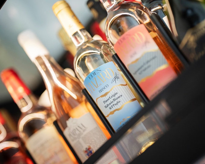 Loại rượu vang mới ra mắt mang tên "Eden Hazard"