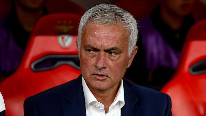 Mourinho đang dẫn dắt Benfica