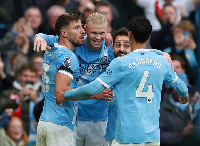 Mỡ dâng miệng... Man City