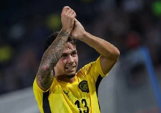 Palmero muốn bất chấp tất cả để được đấu ĐT Việt Nam 