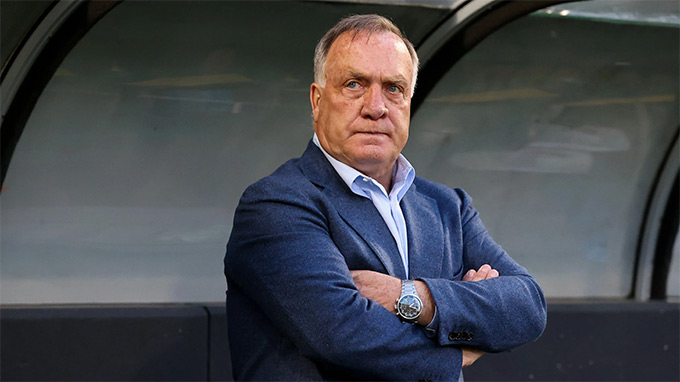 Advocaat rời ĐT Curacao