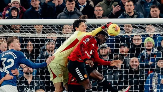 Lammens đã giúp MU rời Merseyside với một chiến thắng