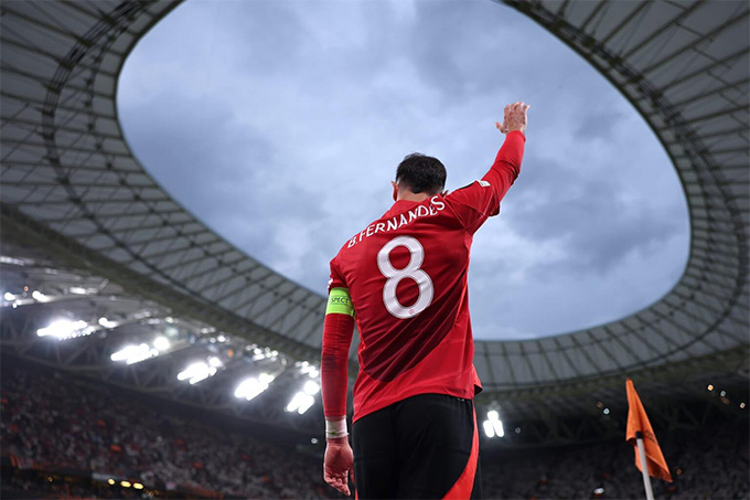 Bruno bị chặn đứng ở trận chung kết Europa League tại Bilbao