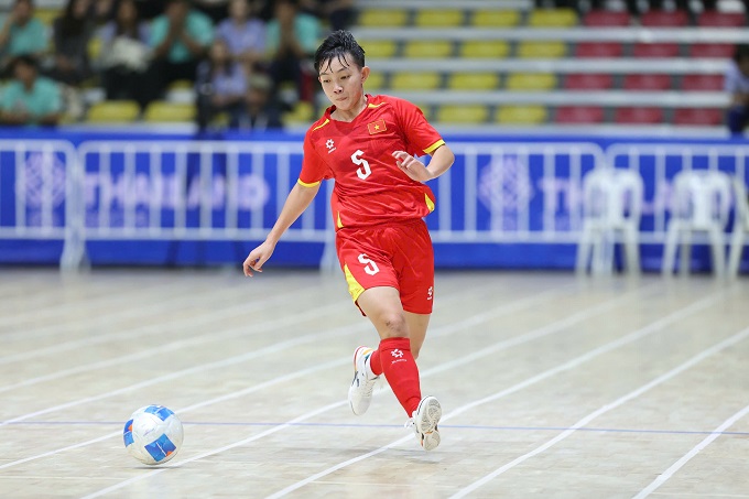 Nguyệt Vi lập cú đúp. Ảnh: Đức Cường 