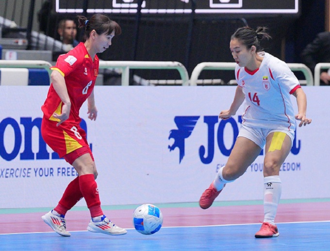 Lão tướng Thùy Trang chơi nổi bật trong chiến thắng của ĐT futsal nữ Việt Nam