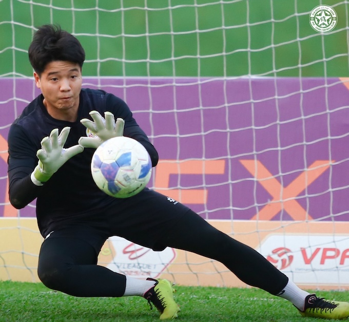 Phí Minh Long, người gác đền số 1 của PVF-CAND. Ảnh: FBNV