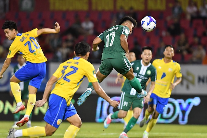 Đồng Nai liên tục áp đảo khung thành của Đồng Tháp - Ảnh: CTV 