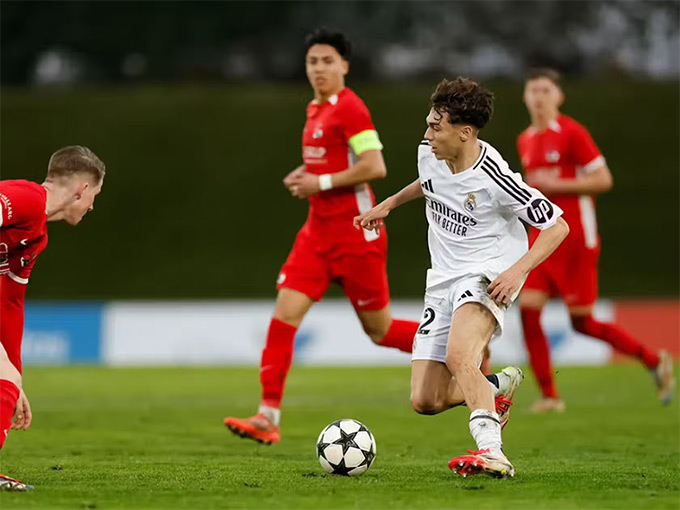 Pitarch nhiều khả năng sẽ sớm được trao suất đá chính tại Real Madrid