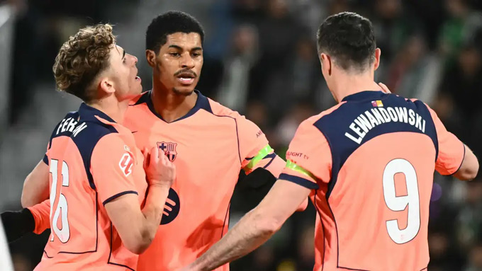 Rashford đang là ngôi sao sáng của Barca