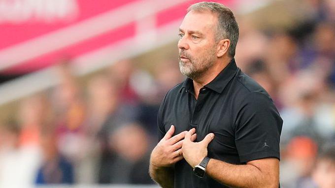 Hansi Flick sắp đạt cột mốc 100 trận dẫn dắt Barca