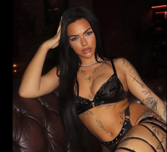 Kehlani Webster đam mê xăm trổ