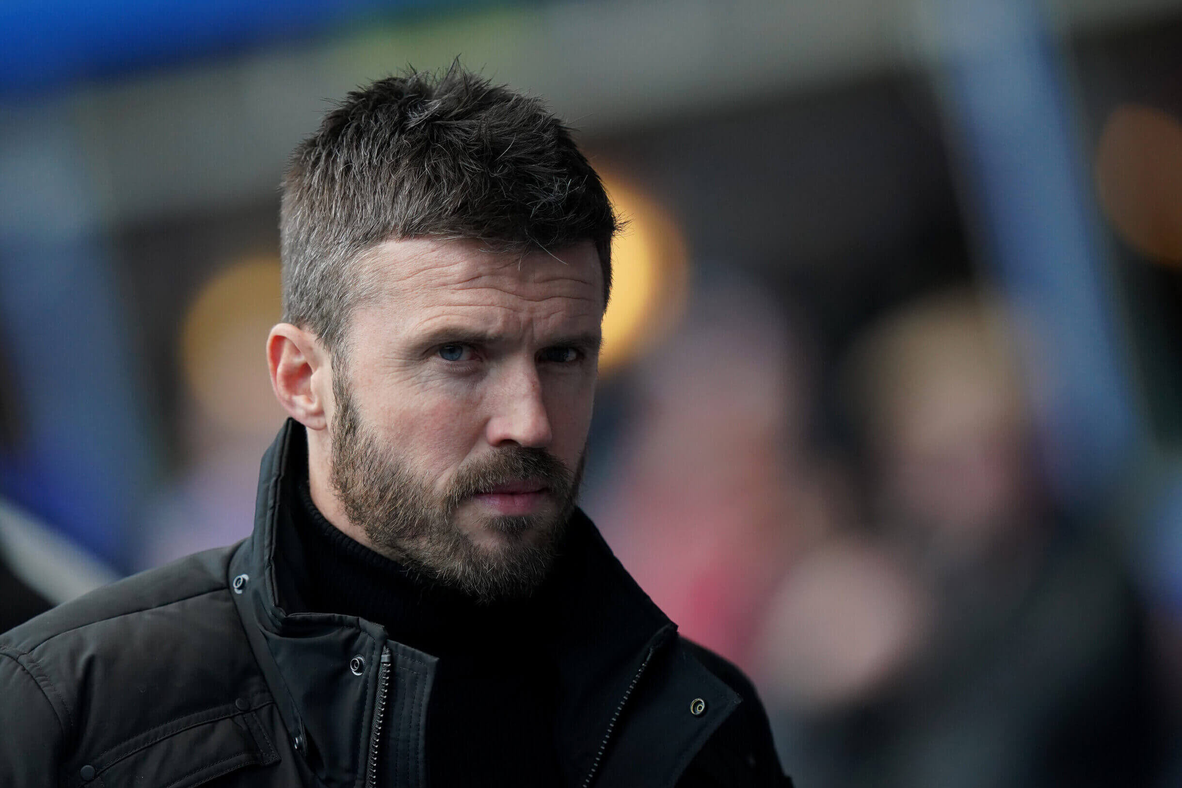 Carrick loại bỏ sơ đồ 3-4-2-1 gây tranh cãi của Amorim để chuyển sang sơ đồ 4-2-3-1