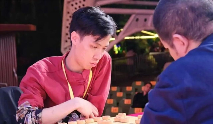 Anh có vượt qua được kỳ thủ của nước chủ nhà Trình Vũ Đông?