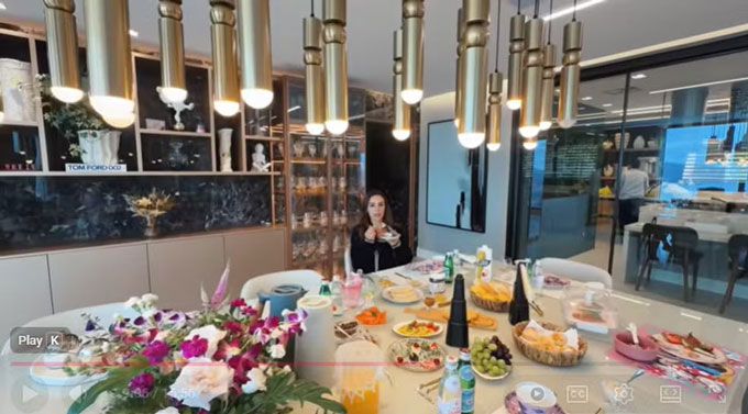 Phòng ăn được bài trí cầu kỳ