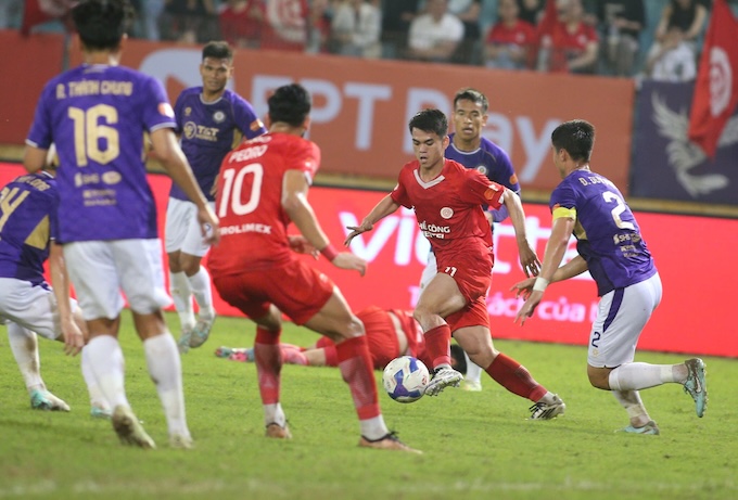 Thể Công Viettel vừa có trận thắng trước Hà Nội ở vóng 14, qua đó vươn lên nhì bảng. Ảnh: Minh Tuấn