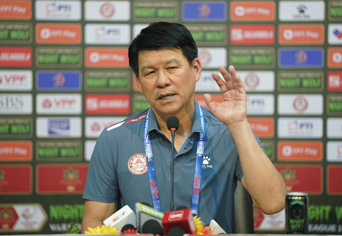 Vũ Tiến Thành là HLV tạm quyền của Ninh Bình