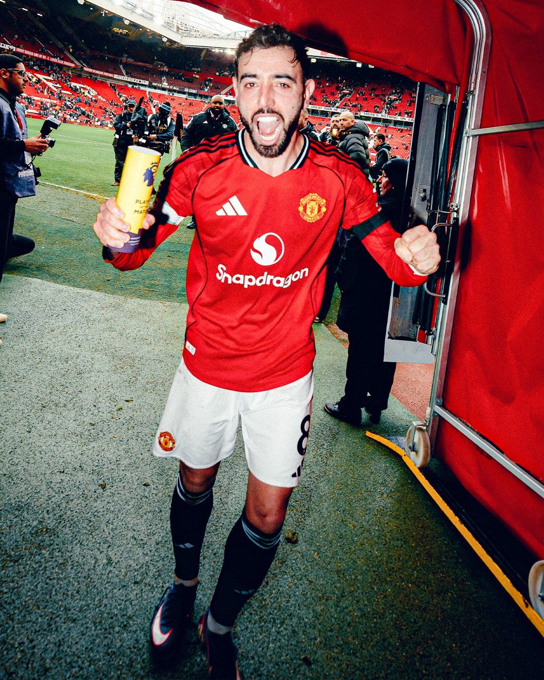 Lineker đánh giá cao Bruno Fernadnes