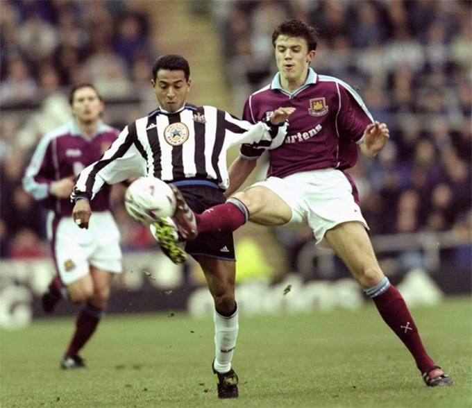 ... Nhưng lại chọn West Ham vì lý trí