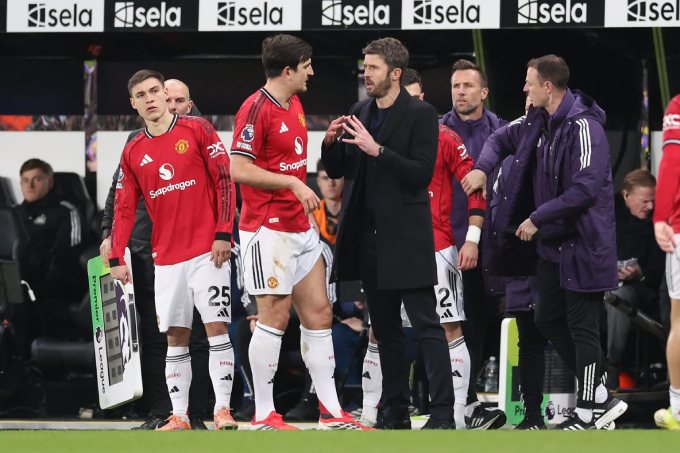 MU bỏ lỡ cơ hội vàng để bứt phá trong cuộc đua giành vé dự Champions League mùa sau