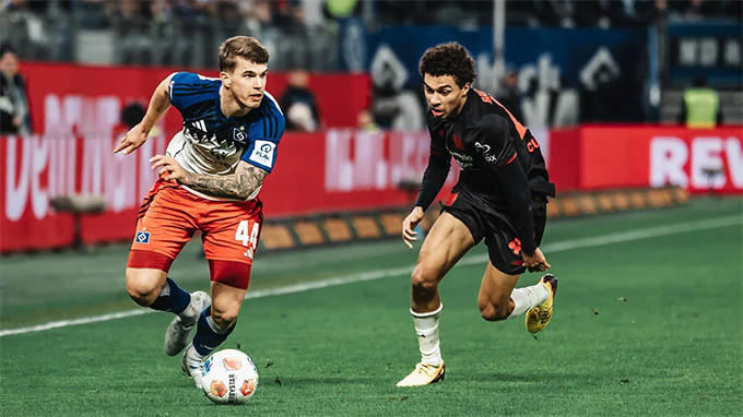 Leverkusen tiến rất gần đến nhóm dự Champions League tại Bundesliga