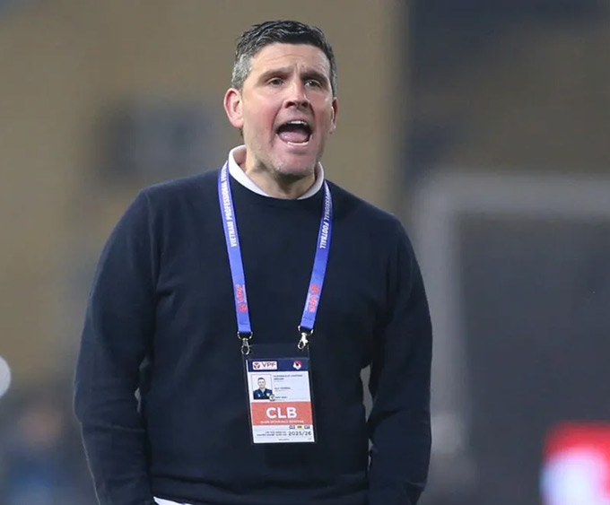 Ninh Bình chia tay HLV châu Âu 