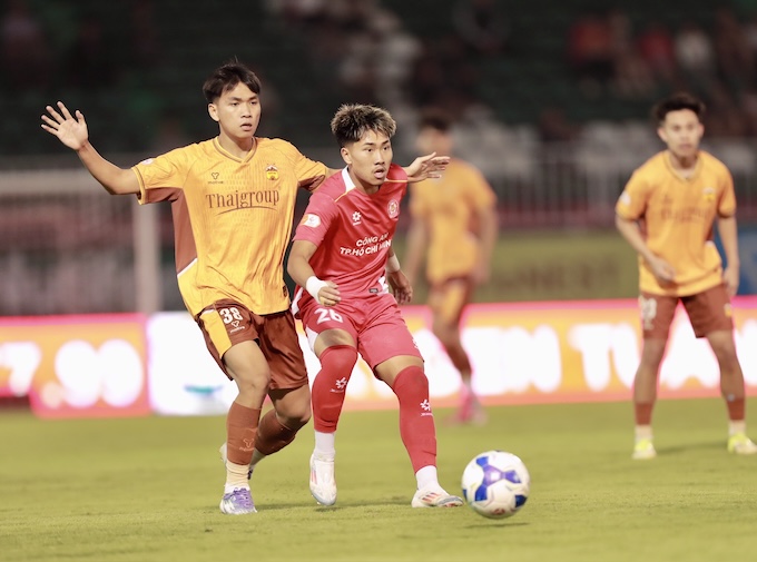 KHoa Ngô đã có một trận đấu rất ấn tượng cho CATP.HCM. Ảnh: Đình Viên 