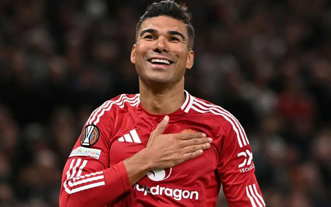 Casemiro sẽ rời MU vào cuối mùa