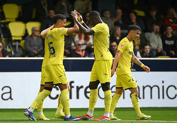Villarreal củng cố vững chắc vị trí thứ 4 trên BXH La Liga