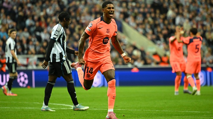Lamine Yamal vắng mặt trong trận gặp Newcastle tại vòng phân hạng, trận đấu mà Marcus Rashford lập cú đúp giúp Barca thắng 2-1