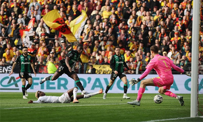 Biết ngã đâu đứng dậy ở đó