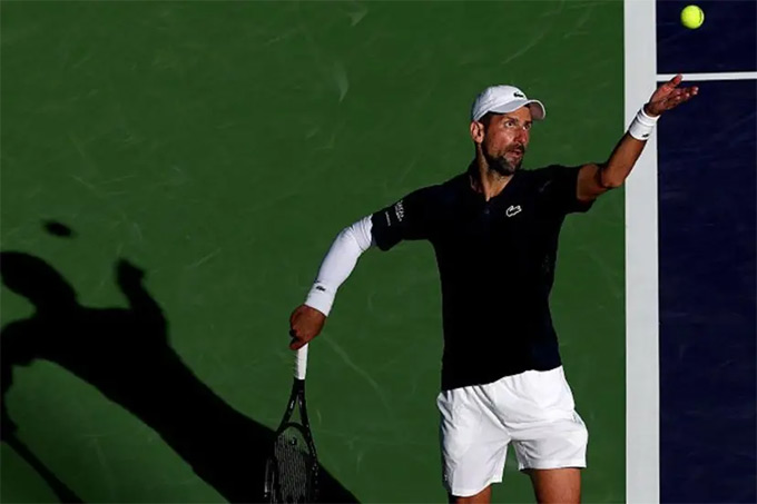 Djokovic giành vé vào vòng 4 Indian Wells sau 9 năm chờ đợi